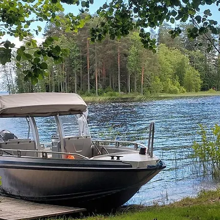 Pikkumirri, Pikkumoekki Penzion